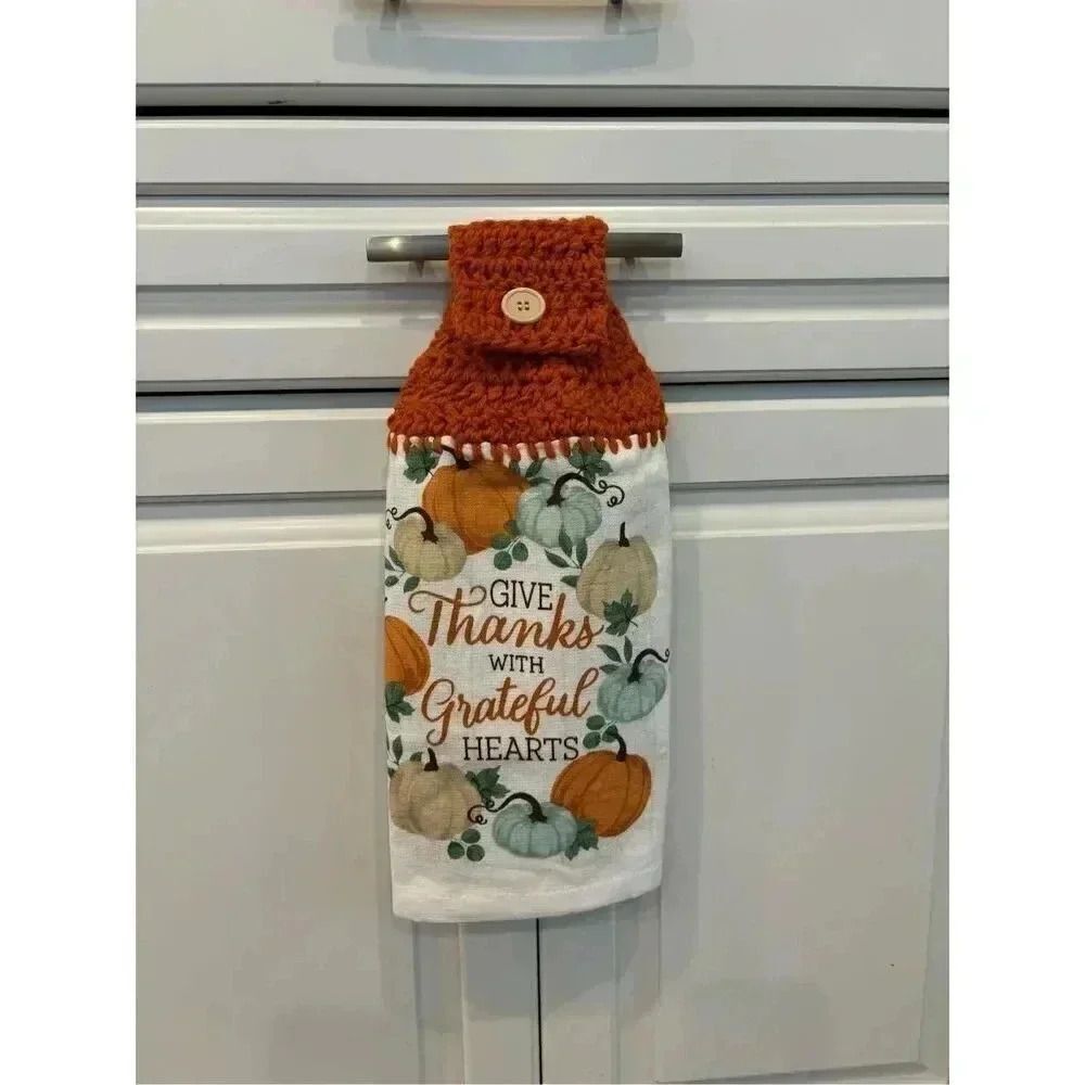 Crochet Top Kitchen Towel- Give Thanks With Grateful Hearts